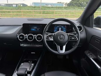 MERCEDES-BENZ GLA Gla 200 Sport 5Dr Auto