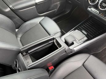 MERCEDES-BENZ GLA Gla 200 Sport 5Dr Auto