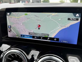 MERCEDES-BENZ GLA Gla 200 Amg Line Executive 5Dr Auto