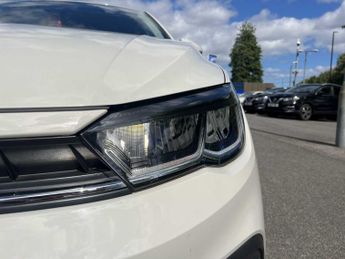 VOLKSWAGEN POLO 1.0 Tsi Life 5Dr Dsg