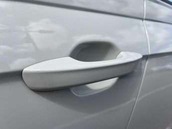 VOLKSWAGEN POLO 1.0 Tsi Life 5Dr Dsg