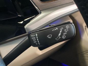 VOLKSWAGEN MULTIVAN 1.4 Tsi 13Kwh Style Long Mpv 5Dr Petrol Plug-In Hybrid Dsg Euro 