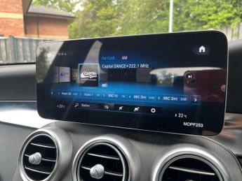 MERCEDES-BENZ GLC Glc 300E 4Matic Amg Line 5Dr 9G-Tronic