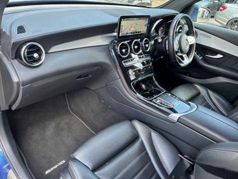 MERCEDES-BENZ GLC COUPE Glc 300 4Matic Amg Line 5Dr 9G-Tronic