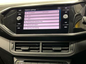 VOLKSWAGEN T-CROSS 1.0 Tsi Se Suv 5Dr Petrol Dsg Euro 6 (S/S) (110 Ps)