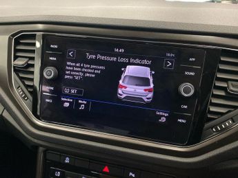 VOLKSWAGEN T-ROC 1.5 Tsi Gpf Evo Se Suv 5Dr Petrol Dsg Euro 6 (S/S) (150 Ps)