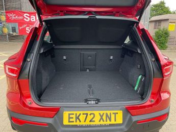 VOLVO XC40 2.0 B4P Plus Dark 5Dr Awd Auto