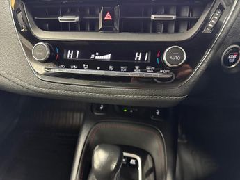 TOYOTA COROLLA 1.8 Vvt-H Gr Sport Touring Sports 5Dr Petrol Hybrid Cvt Euro 6 (