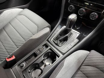 VOLKSWAGEN GOLF 1.5 Tsi Evo Gpf R-Line Hatchback 5Dr Petrol Dsg Euro 6 (S/S) (15