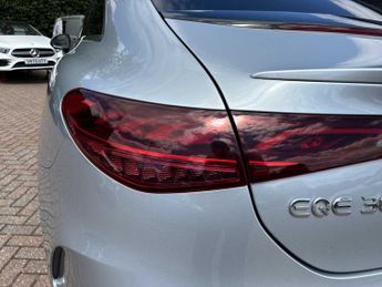 MERCEDES-BENZ EQE Eqe 300 180Kw Amg Line Premium 89Kwh 4Dr Auto