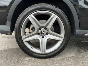 MERCEDES-BENZ GLA Gla 200D 4Matic Amg Line 5Dr Auto