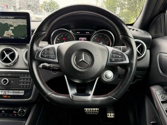 MERCEDES-BENZ GLA Gla 200D 4Matic Amg Line 5Dr Auto