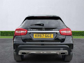 MERCEDES-BENZ GLA Gla 200D 4Matic Amg Line 5Dr Auto