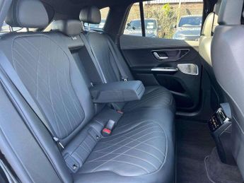 MERCEDES-BENZ EQE Eqe 350 4Matic 215Kw Business Class 89Kwh 5Dr Auto