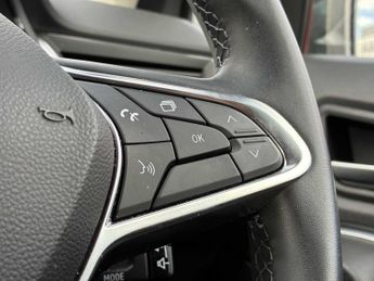 RENAULT CAPTUR 1.6 E-Tech Full Hybrid 145 Techno 5Dr Auto