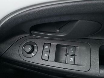 VOLKSWAGEN UP 36.8Kwh E-Up! Hatchback 5Dr Electric Auto (82 Ps)