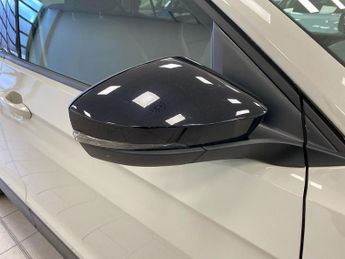 VOLKSWAGEN T-CROSS 1.0 Tsi Black Edition Suv 5Dr Petrol Dsg Euro 6 (S/S) (110 Ps)
