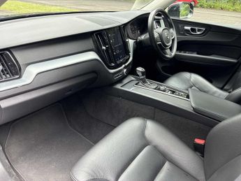 VOLVO XC60 2.0 D4 Momentum Pro 5Dr Awd Geartronic