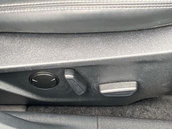 FORD FOCUS 1.0 Ecoboost Hybrid Mhev St-Line X 5Dr Auto