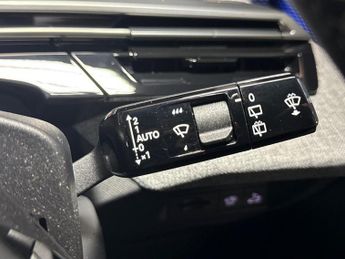 PEUGEOT 5008 73Kwh Gt Suv 5Dr Electric Auto (210 Ps)