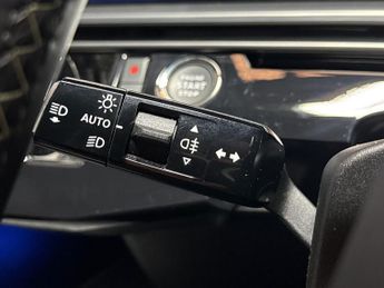 PEUGEOT 5008 73Kwh Gt Suv 5Dr Electric Auto (210 Ps)