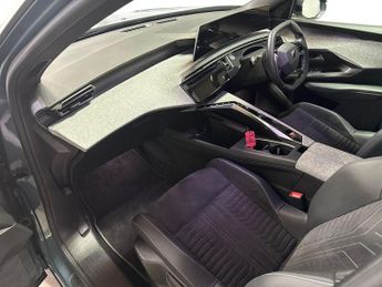 PEUGEOT 5008 73Kwh Gt Suv 5Dr Electric Auto (210 Ps)