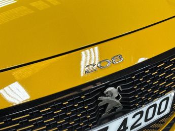 PEUGEOT 208 50Kwh Gt Premium Hatchback 5Dr Electric Auto (136 Ps)
