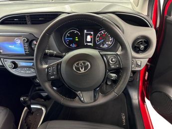 TOYOTA YARIS 1.5 Vvt-H Icon Hatchback 5Dr Petrol Hybrid E-Cvt Euro 6 (S/S) (1