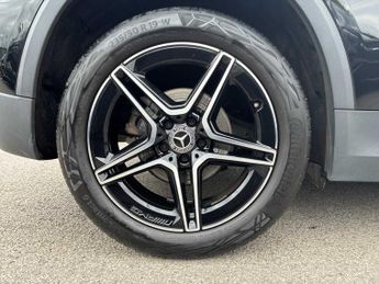 MERCEDES-BENZ GLA Gla 180 Amg Line Premium 5Dr Auto