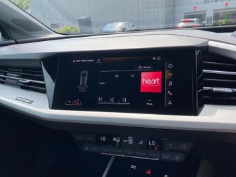 AUDI Q4 35 Sport Suv 5Dr Electric Auto 55Kwh (170 Ps)