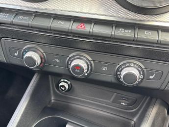 AUDI Q2 1.5 Tfsi Cod 35 Sport Suv 5Dr Petrol S Tronic Euro 6 (S/S) (150 