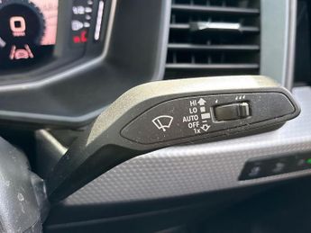 AUDI A1 1.0 Tfsi 30 S Line Sportback 5Dr Petrol S Tronic Euro 6 (S/S) (1