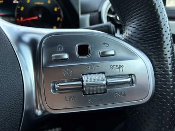 MERCEDES-BENZ CLA Cla 200 Amg Line Executive 4Dr Tip Auto