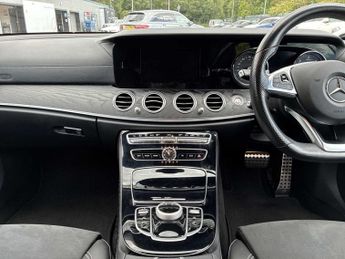 MERCEDES-BENZ E CLASS E220D Amg Line 5Dr 9G-Tronic