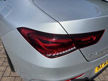MERCEDES-BENZ CLA Cla 180 Amg Line Premium 4Dr Tip Auto