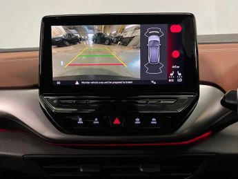 VOLKSWAGEN ID.4 Pro Performance 77Kwh Life Suv 5Dr Electric Auto (204 Ps)