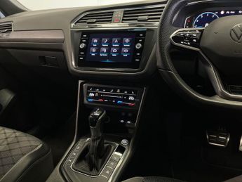 VOLKSWAGEN TIGUAN 1.5 Tsi R-Line Edition Suv 5Dr Petrol Dsg Euro 6 (S/S) (150 Ps)
