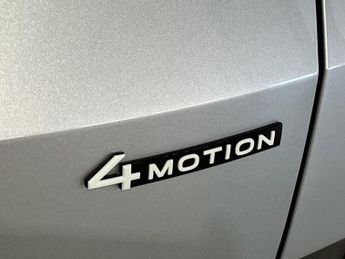 VOLKSWAGEN ID.4 Pro 77Kwh Match Suv 5Dr Electric Auto 4Motion (286 Ps)