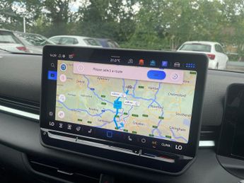 VOLKSWAGEN T-ROC 1.5 Etsi Mhev R-Line Suv 5Dr Petrol Hybrid Dsg Euro 6 (S/S) (150