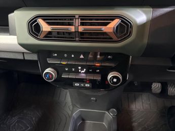 DACIA SPRING 100 24.3Kwh Extreme Hatchback 5Dr Electric Auto (100 Ps)