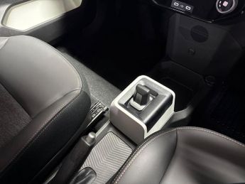 DACIA SPRING 100 24.3Kwh Extreme Hatchback 5Dr Electric Auto (100 Ps)