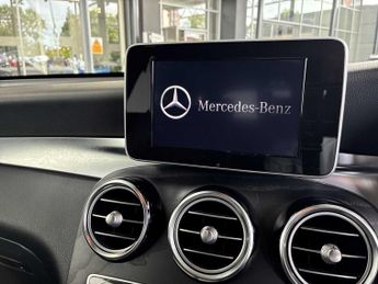MERCEDES-BENZ GLC Glc 220D 4Matic Amg Line 5Dr 9G-Tronic