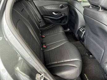 MERCEDES-BENZ GLC Glc 220D 4Matic Amg Line 5Dr 9G-Tronic
