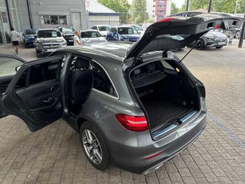 MERCEDES-BENZ GLC Glc 220D 4Matic Amg Line 5Dr 9G-Tronic