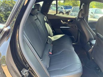 MERCEDES-BENZ EQE 500 4Matic 300Kw Amg Line Edition 96Kwh 5Dr Auto