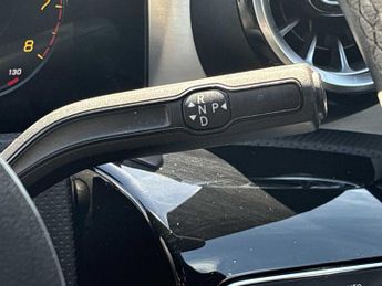 MERCEDES-BENZ CLA Cla 180 Amg Line Premium + Night Ed 5Dr Tip Auto