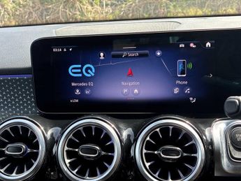 MERCEDES-BENZ EQB Eqb 250+ 140Kw Sport Executive 70.5Kwh 5Dr Auto