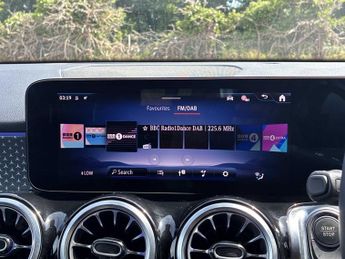 MERCEDES-BENZ EQB Eqb 250+ 140Kw Sport Executive 70.5Kwh 5Dr Auto