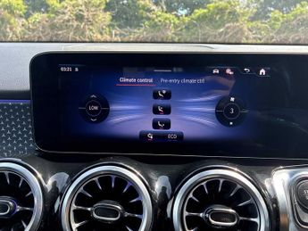 MERCEDES-BENZ EQB Eqb 250+ 140Kw Sport Executive 70.5Kwh 5Dr Auto