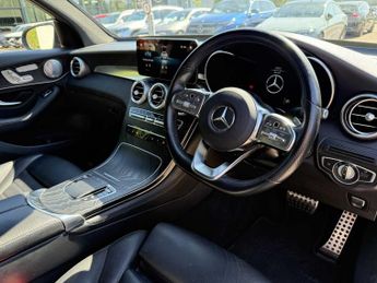 MERCEDES-BENZ GLC Glc 300D 4Matic Amg Line Premium Pls 5Dr 9G-Tronic